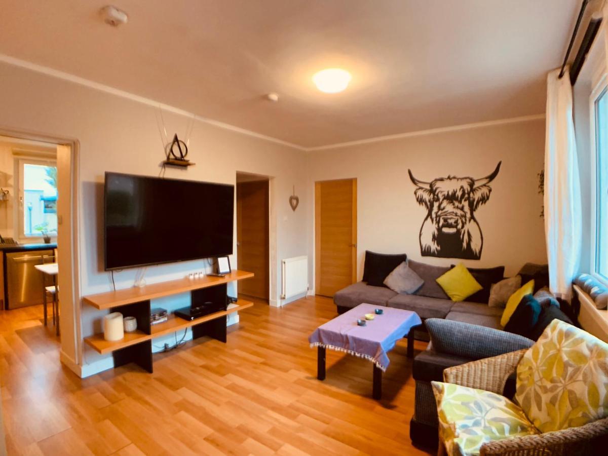Maria- Bright And Modern City Center Apartment . Эдинбург Экстерьер фото